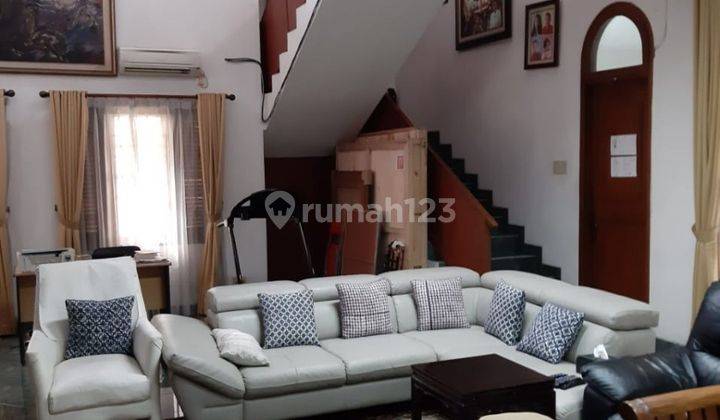 Rumah At Jl Cipaku , Senopati, Kebayoran Baru 1