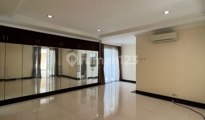 Rumah One Gated At Jl Simprug Golf, Jaksel 13