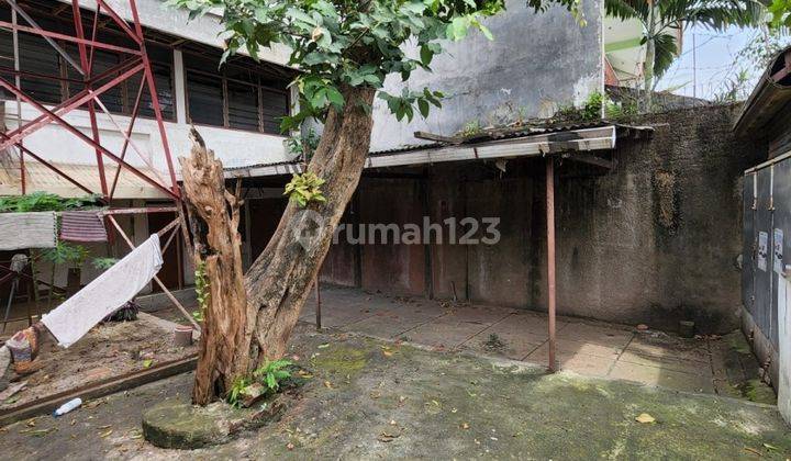 Rumah Depan Taman At Jl Tebet Utara, Jakarta Selatan 2