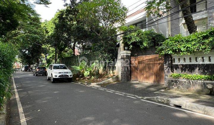 Rumah Depan Taman At Jl Kediri , Menteng, Jakpus 2