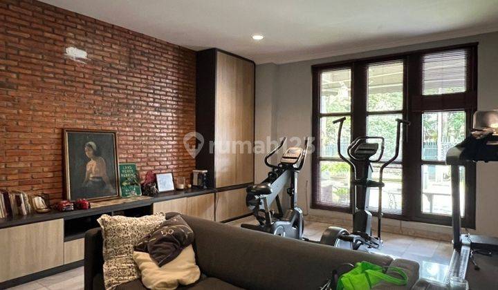 Rumah Dalam Komplek At Jl Simprug Golf, Jaksel 5