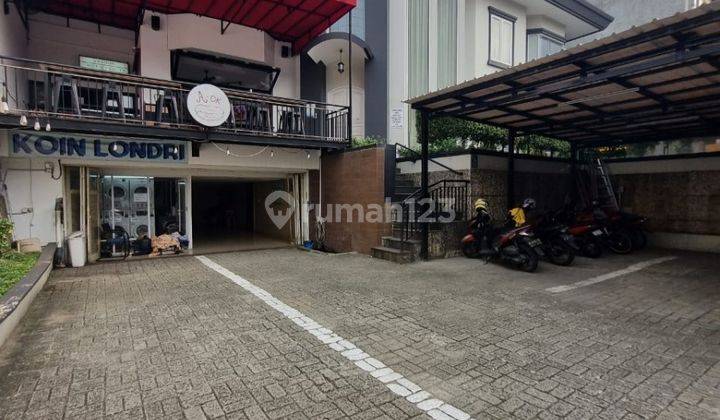 Rumah At Jl Kramat Pela, Kebayoran Baru 1