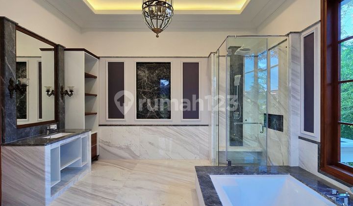 Luxurious Modern House on Jl Kemang Dalam, Kemang, South Jakarta 2