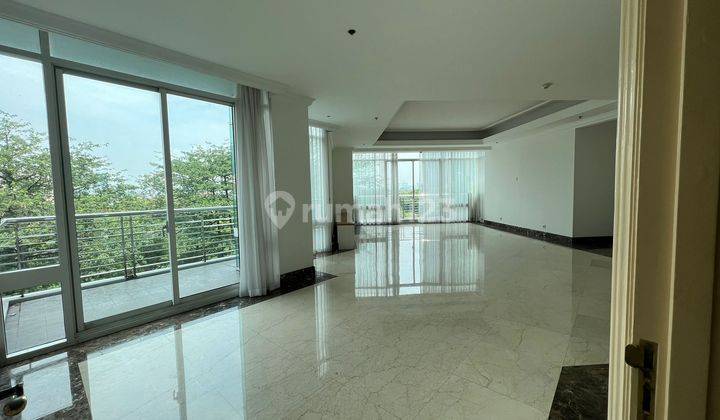 For Rent Four Seasons Apartement 3 BR 230 Sqm  1