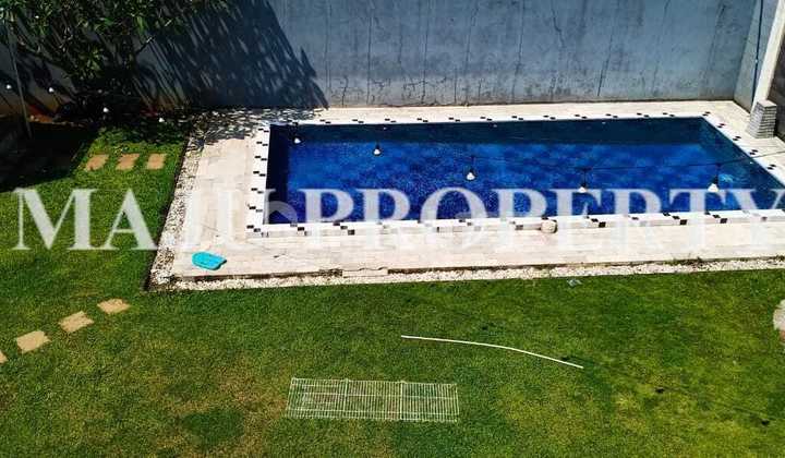 Rumah Bagus Siap Huni di Citragran, Ada Kolam Renang 2