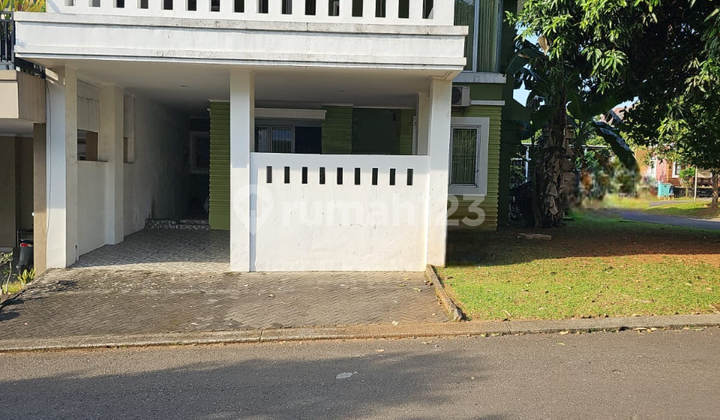 Rumah Bagus Hook di Kota Wisata, Cibubur 1