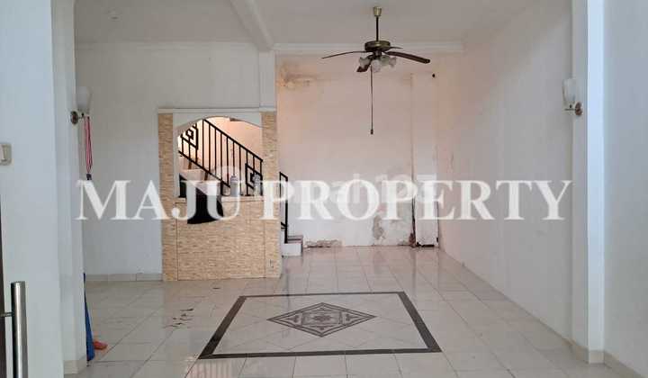 Rumah, 2 Lantai, di Cibubur Residence, Siap Huni 2