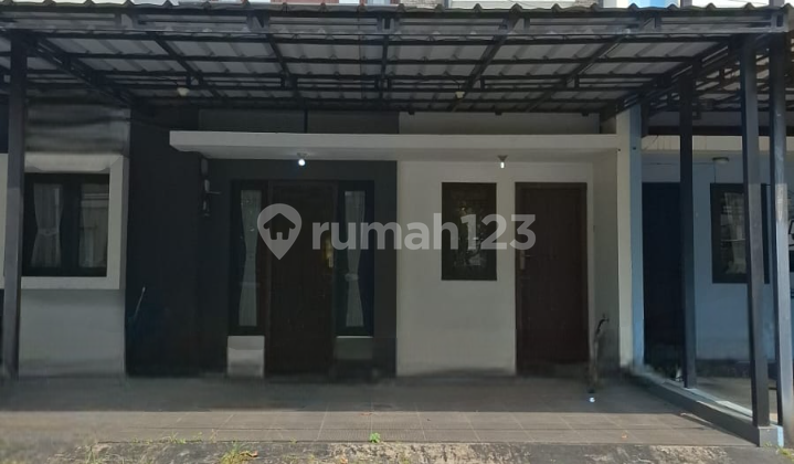 Rumah Bagus di Raffles Hills Cibubur, Jual Cepat 1