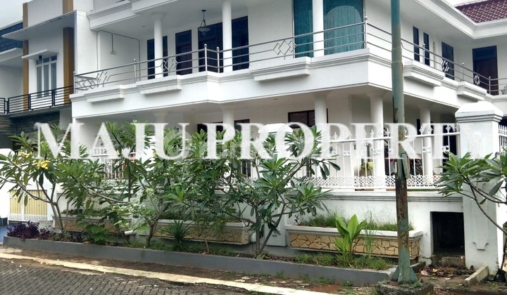 Rumah Jual Posisi Hook Di Raffles Hills Cibubur 2