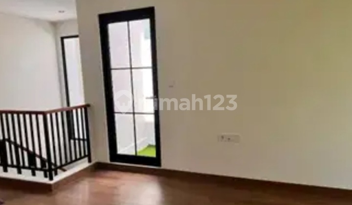 Beautiful 3-Story House with Lake View in Summarecon Bogor Housing Complex 2