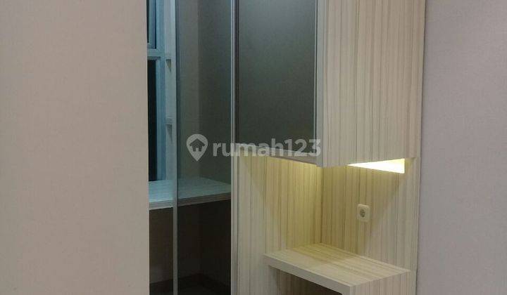 Apartemen Victoria  2 Bed Room view pool Harga Terjangkau 8