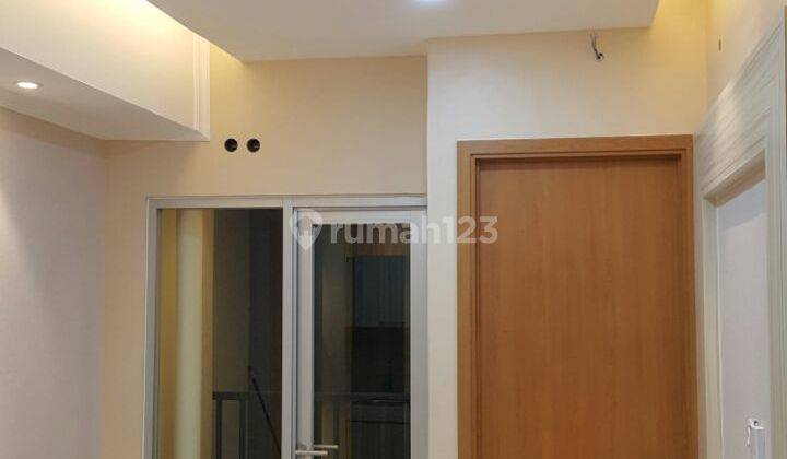 Apartemen Victoria  2 Bed Room view pool Harga Terjangkau 14