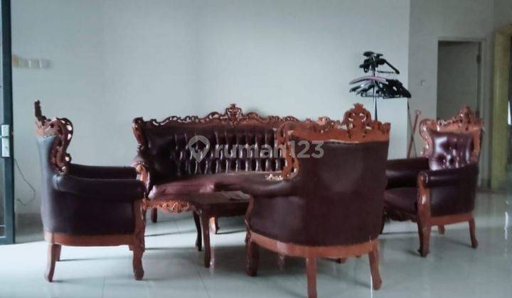 Rumah cantik mewah full furnished di boulevard Kota Wisata Cibubur 2