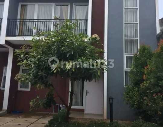 Rumah Cantik 2 Lantai Siap Huni Didalam Perumahan Casavera Townhouse Cibubur Sangat Dekat Dengan Stasiun Lrt Harjamukti Cibubur