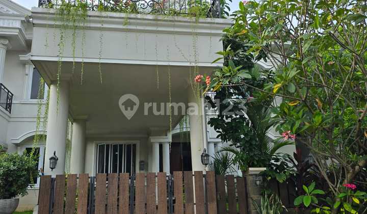 Beautiful Ready-to-Live House in a Strategic Location within the Elite Cluster of Legenda Wisata Cibubur 2