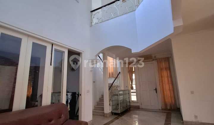 Tidy Ready-to-Occupy House in the Elite Cluster of Legenda Wisata Cibubur Tidy Ready-to-Occupy House in the Elite Cluster of Legenda Wisata Cibubur