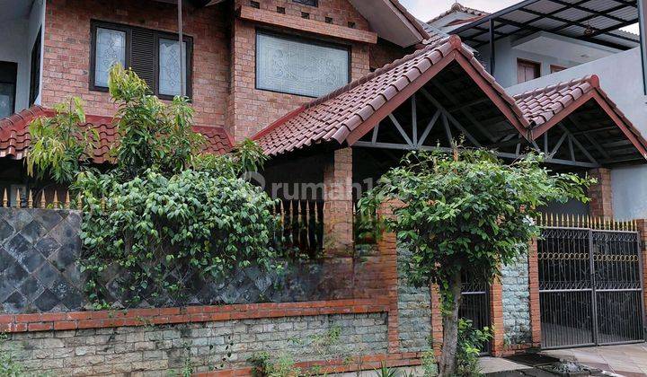 Rumah Cantik 2 Lantai Siap Huni Didalam Cluster Elite Raffles Hills Cibubur 1