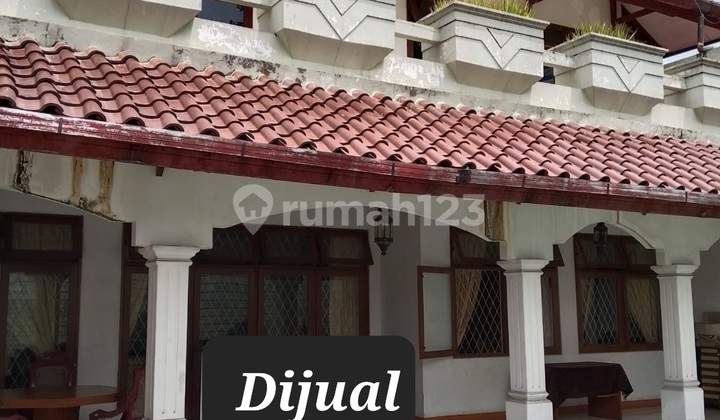 Beautiful House Strategic Location in Cilandak South Jakarta