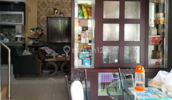 Rumah 2,5 Lantai Siap Huni Semi Furnish Didalam Cluster Elite Legenda Wisata Cibubur  1