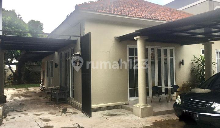 Rumah Asri Daerah Pakubuwono Jakarta Selatan