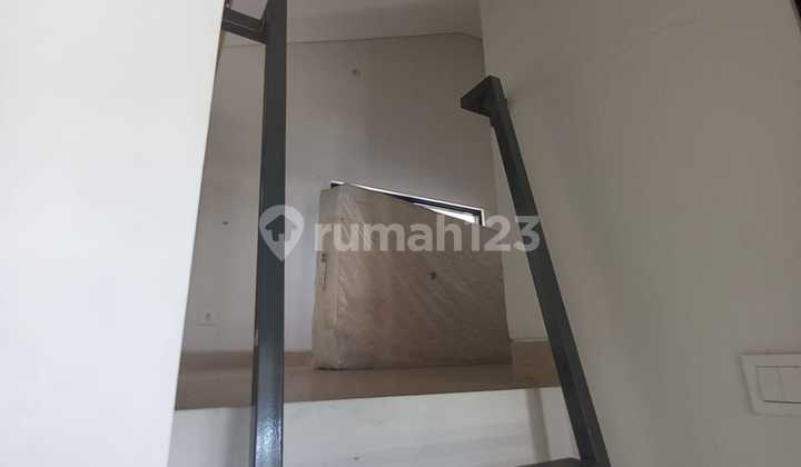 Frontmost New House in the Elite Cluster of Legenda Wisata Cibubur Residential Area 2