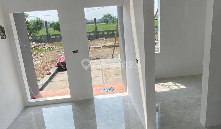 DiJual Rumah Mewah dan terjangkau fasilitas kolam renang  2