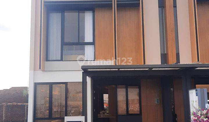 Dijual Rumah 2lt Mewah & Bagus Dekat Parimeter Utara Bandara 1