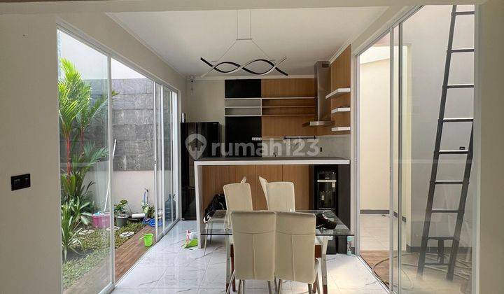 RUMAH CANTIK FURNISHED MODERN CLUSTER ASRI KOTA BARU PARAHYANGAN 1