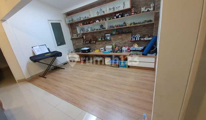 Jual Rumah Modern Minimalis Di Komplek Elite Singgasana Pradana 2