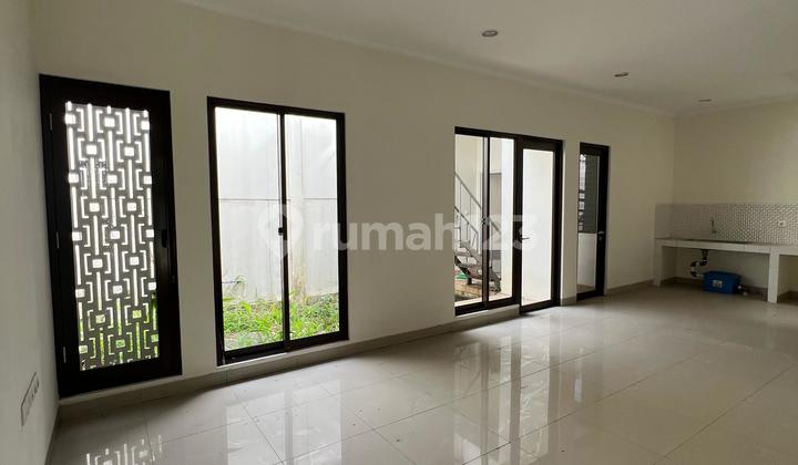 Sewa Murah Rumah Nyaman Cluster Strategis Di Summarecon Bandung 2