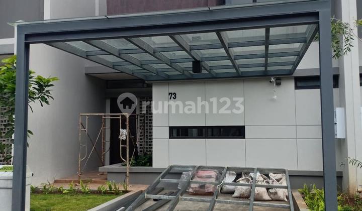 Sewa Bagus Rumah Sudah Ada Kitchenset Di Flora Summarecon  1