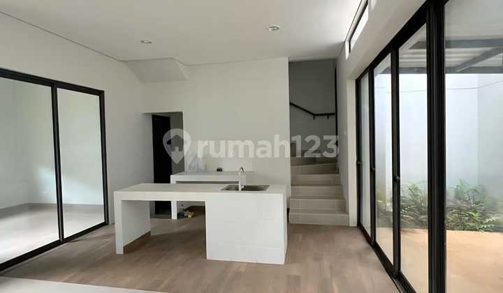 Sewa Rumah Cakep Di Flora Summarecon Bandung