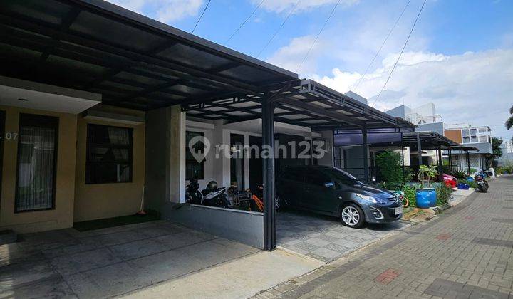 Rumah Bagus Dan Nyaman Dalam Komplek Di Grand Sharon Bandung