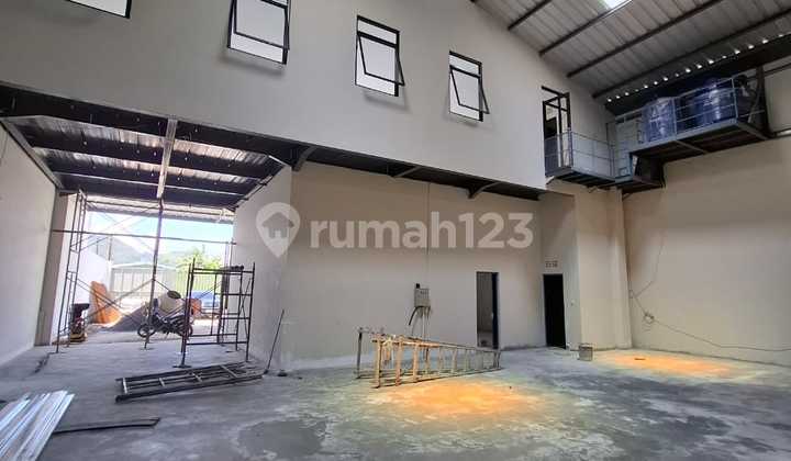 Jual Gudang Rendeng Bangunan Fresh Baru di Terusan Nanjung Kopo