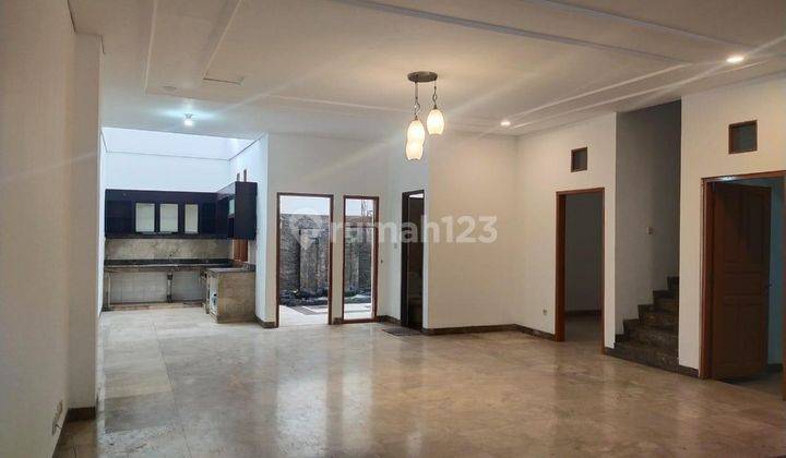 Jual Rumah Bagus Nyaman Perumahan Elit Di Batununggal Bandung 2