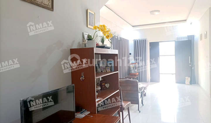 Rumah Luas 2 Lantai Kamar Banyak Langsep Malang, Dekat MCP 2