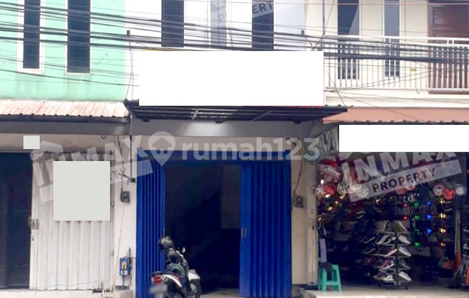Two-Story Shop House in Dinoyo, Heavy Traffic Near Campus, Suitable for a Cafe. Two-Story Shop House in Dinoyo, Heavy Traffic Near Campus, Suitable for a Cafe.