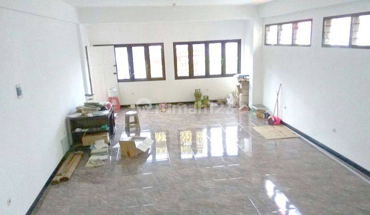 Ruko 3 Lantai Disewakan di Pasar Besar Malang 2