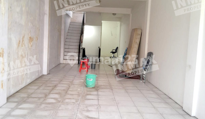 Three-Story Shop House Zero Ngurah Rai Bypass Road Bali, Suitable for Business 2