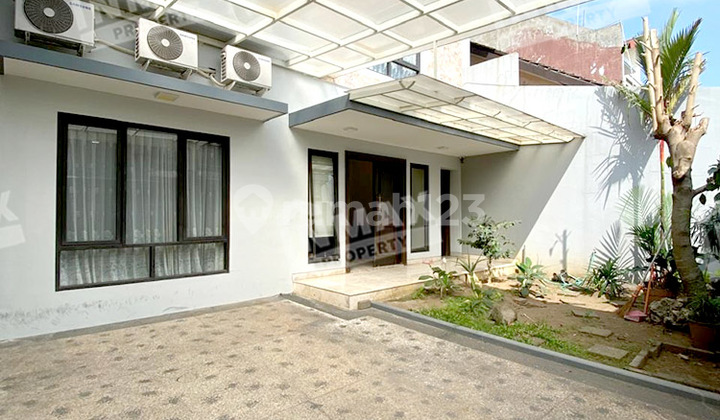 Rumah Kontrakan Mewah 3,5 Lantai Ada Rooftop View Kota Malang Dekat Suhat 2