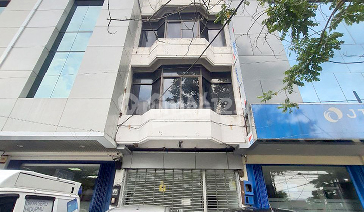 Disewakan Ruko 3 Lantai Tengah Kota Malang Cocok untuk Kantor Disewakan Ruko 3 Lantai Tengah Kota Malang Cocok untuk Kantor