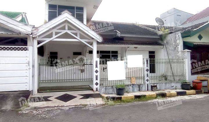 Rumah 2 Lantai Terawat Kamar Banyak Daerah Sulfat Malang 1