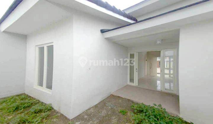 Rumah Baru Minimalis Daerah Soekarno Hatta Ada Halaman Belakang 2