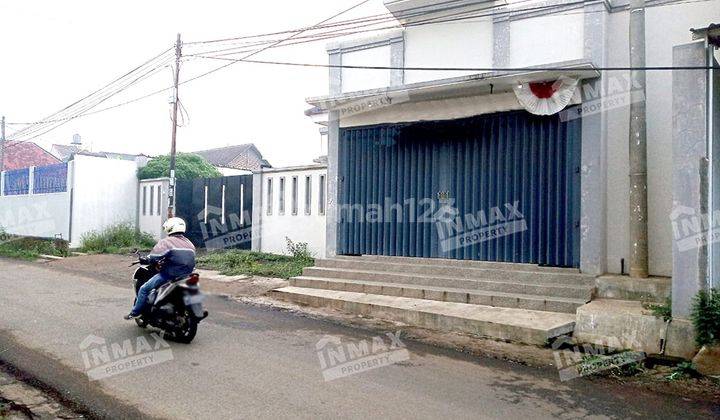 Rumah Luas Ada Toko di Daerah Pakis Malang Ada Halaman Belakang 1