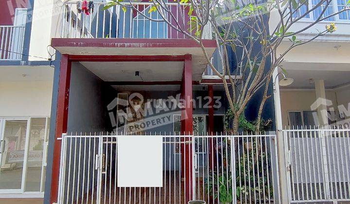 Rumah 2 Lantai Semi Furnished Daerah Pakis, Ada Halaman Belakang 1