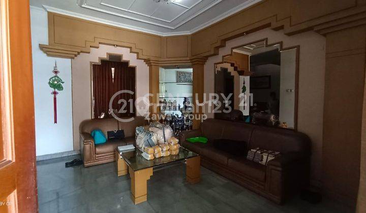 Di Jual Rumah Hadap Timur di Intercon Taman Kebon Jeruk Jakbar 1