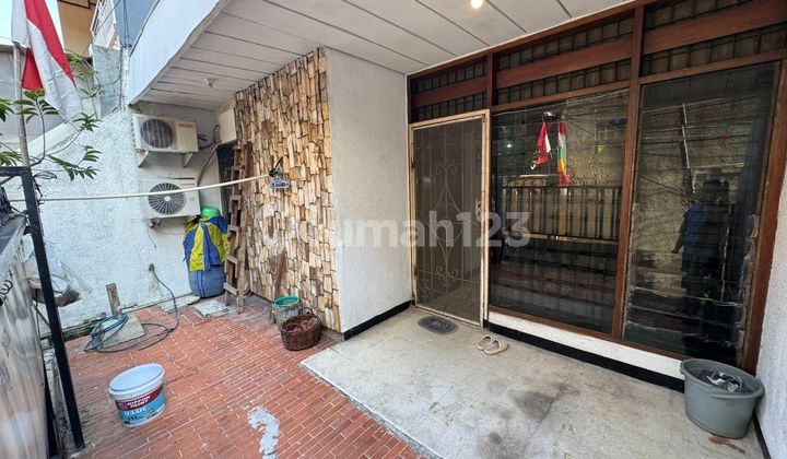 Low Price House Tanjung Duren West Jakarta