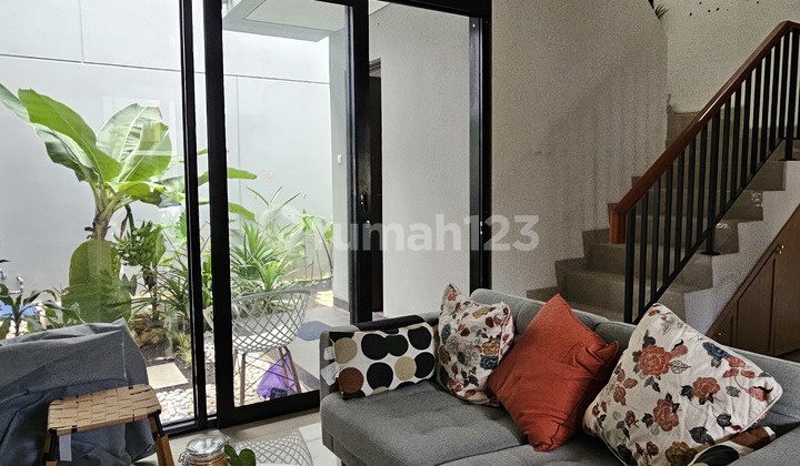 For Sale Nice House Summarecon Makassar Including Furnishings 2