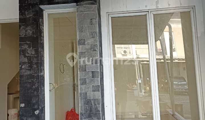 For Rent Ready-to-Occupy House in Ayanna Area Graha Raya