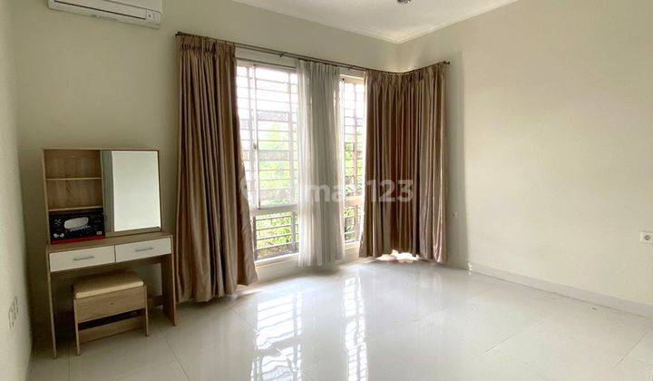 Dijual Rumah Kondisi Bagus Semi Furnished Siap Huni Di Scientia Area Gading Serpong 2